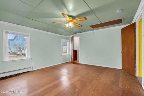 104 Maple Street Clayton NJ 08312