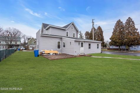 104 Maple Street Clayton NJ 08312