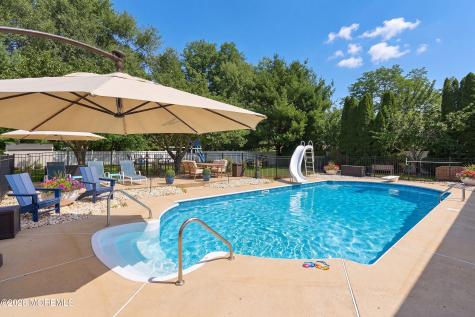 8 Arboretum Drive Jackson NJ 08527