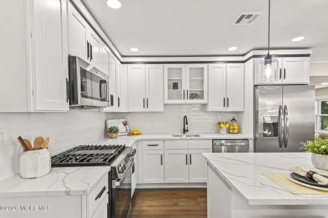 1585 Saint Ann Street Scotch Plains NJ 07076