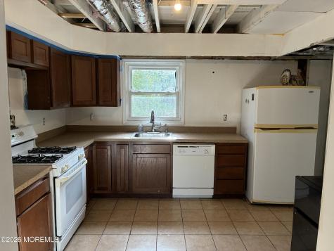 15 Allston Road Kendall Park NJ 08824