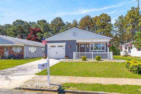 103 San Carlos Street Toms River NJ 08757