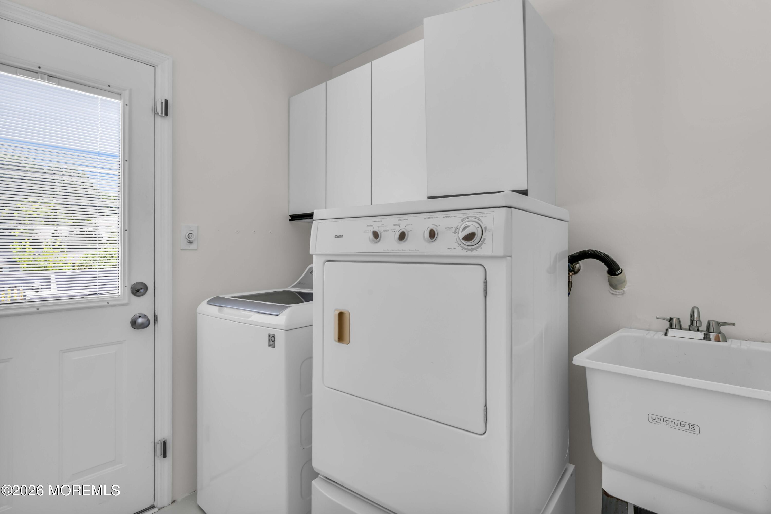 19 Dartmoor Drive Manalapan NJ 07726