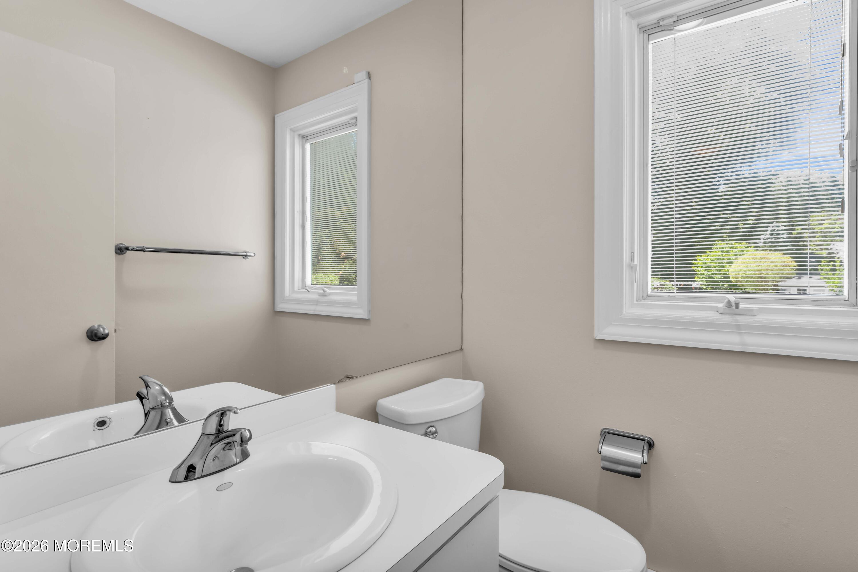 19 Dartmoor Drive Manalapan NJ 07726