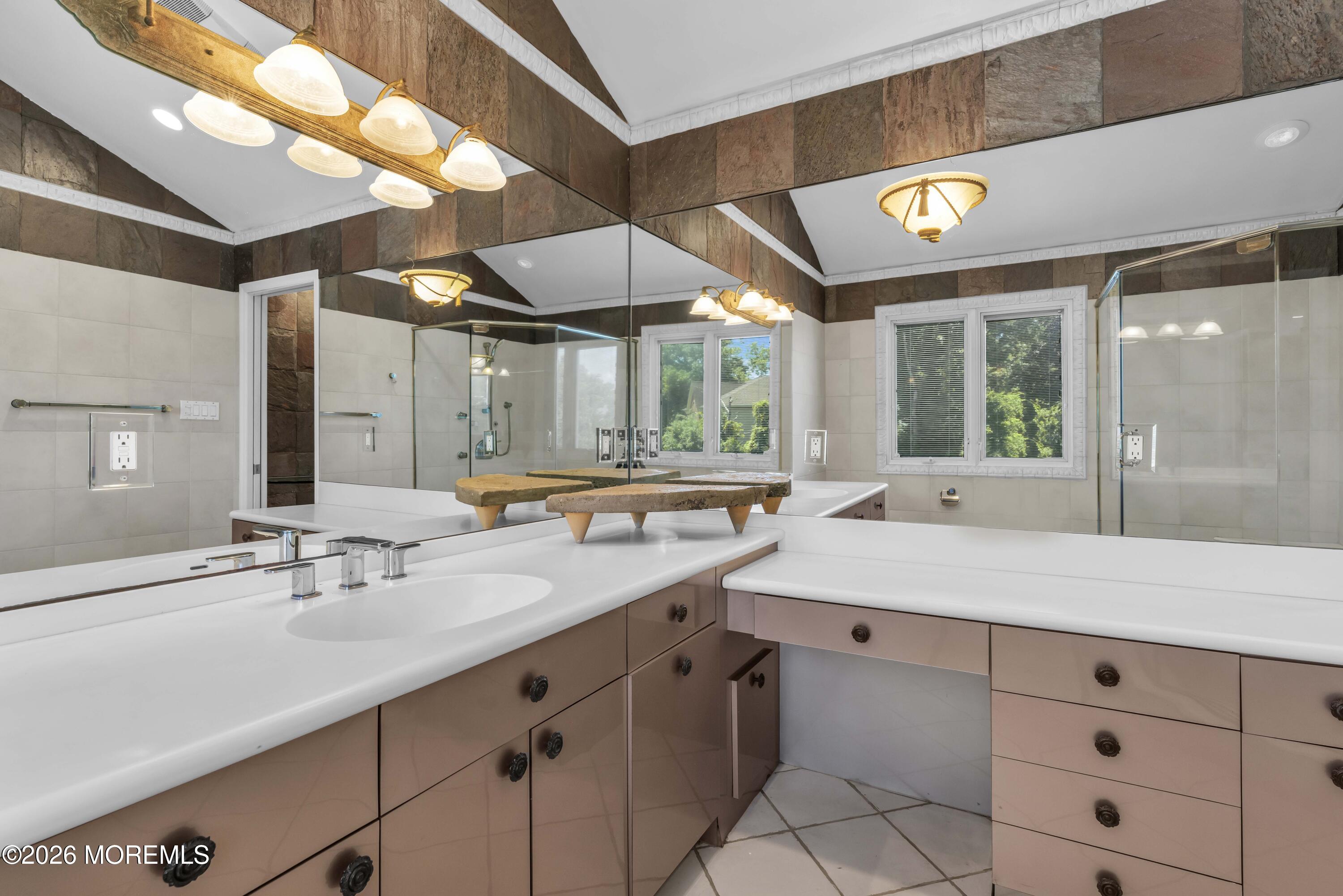 19 Dartmoor Drive Manalapan NJ 07726