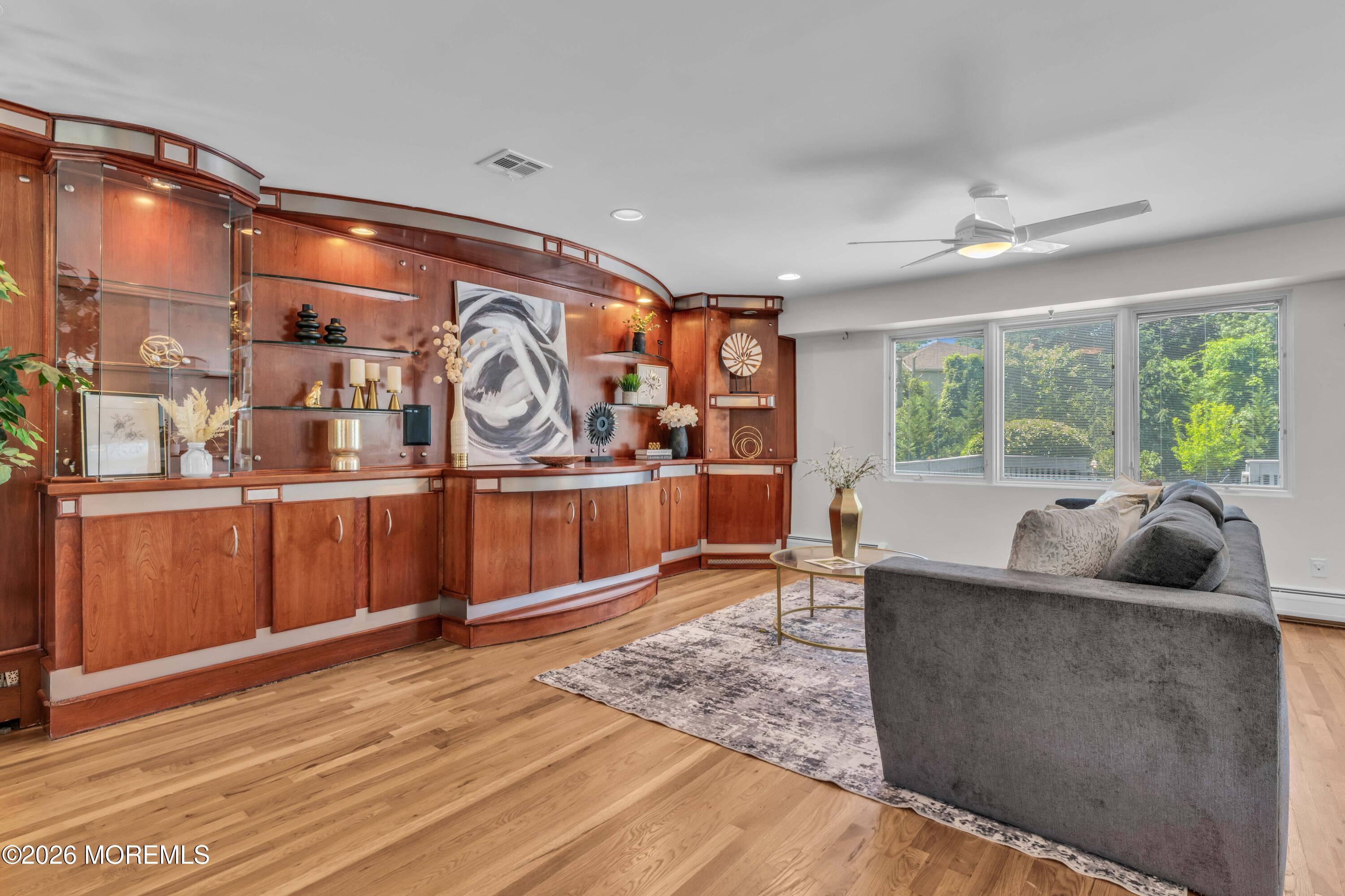 19 Dartmoor Drive Manalapan NJ 07726