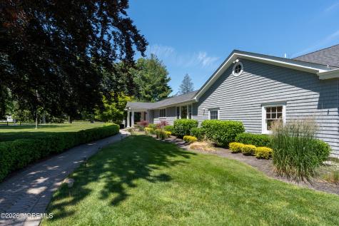 17 Sailers Way Rumson NJ 07760