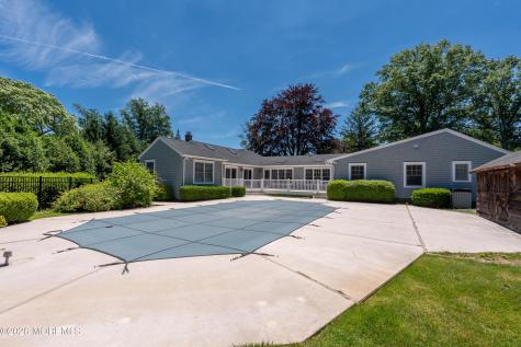 17 Sailers Way Rumson NJ 07760