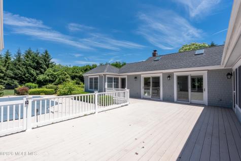 17 Sailers Way Rumson NJ 07760