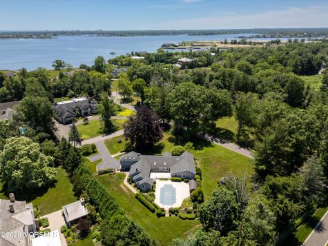 17 Sailers Way Rumson NJ 07760