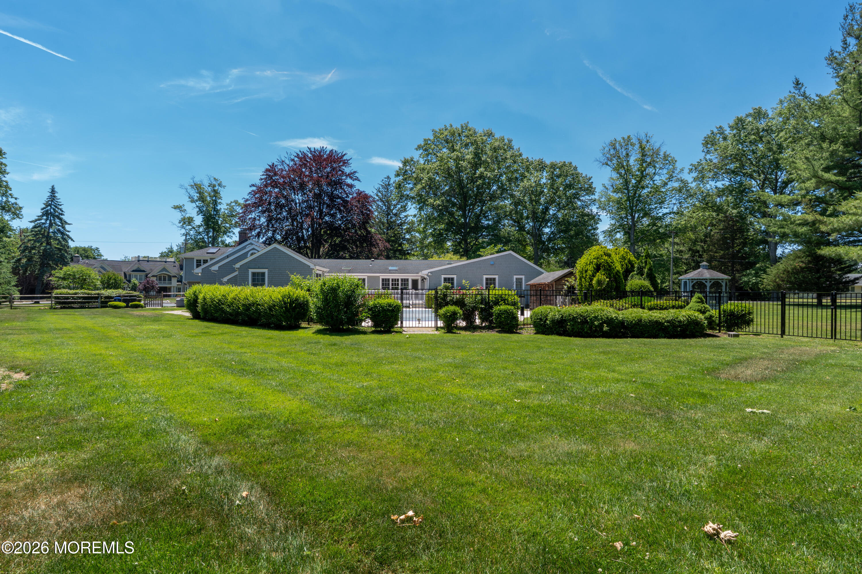 17 Sailers Way Rumson NJ 07760