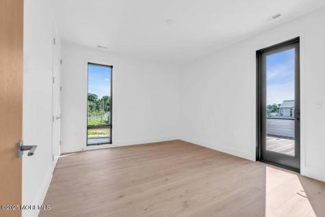 4 Brant Drive Atlantic Highlands NJ 07716
