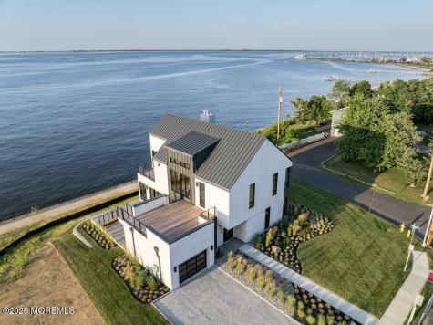4 Brant Drive Atlantic Highlands NJ 07716