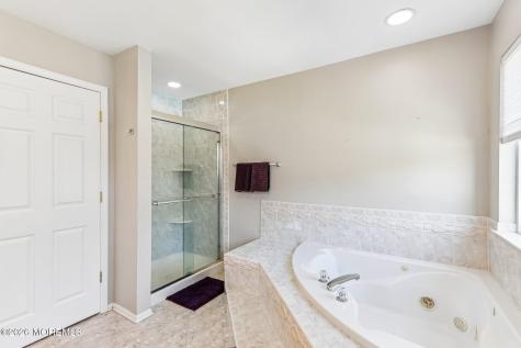 4 Alyssa Rose Lane Jackson NJ 08527