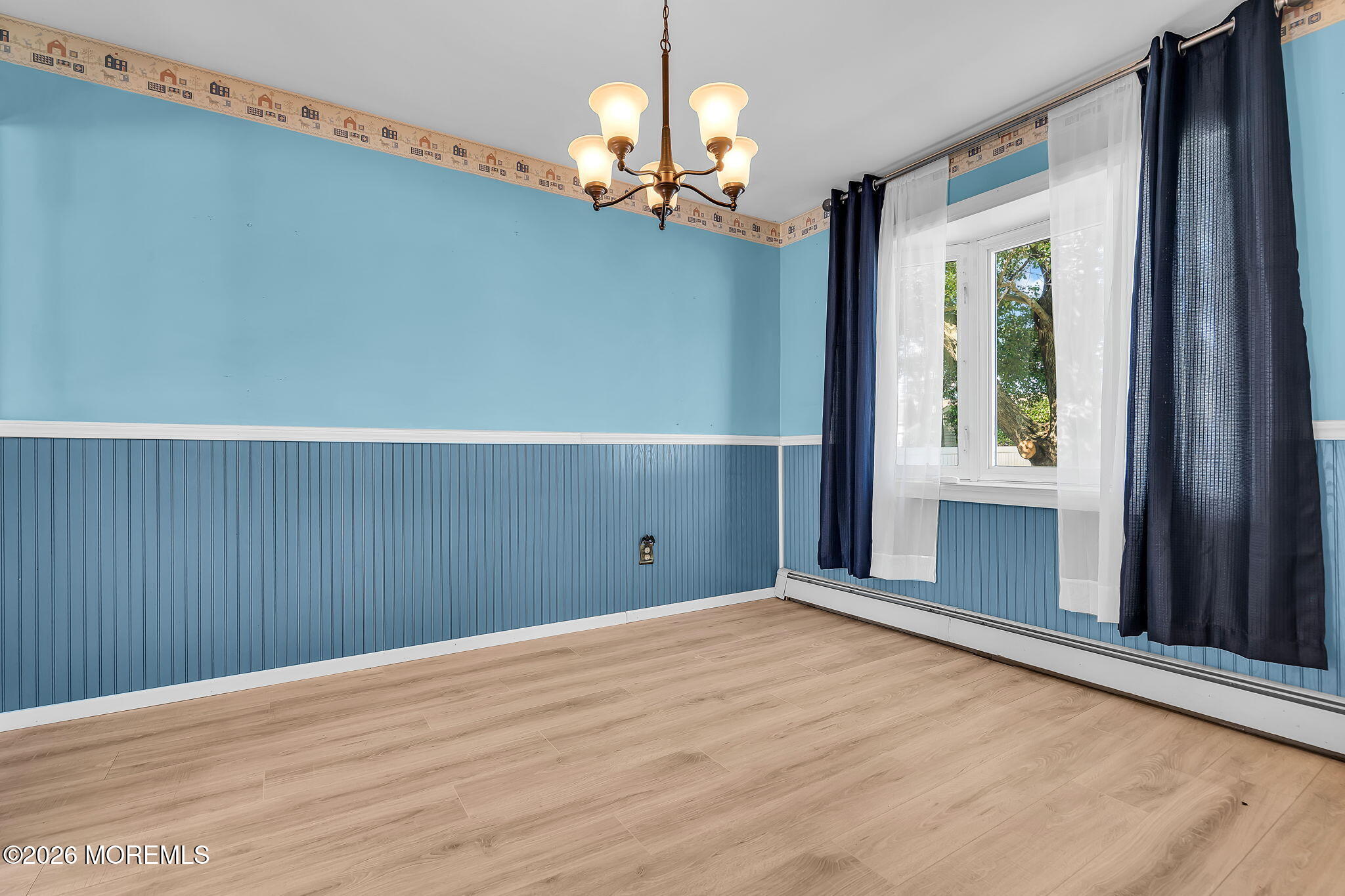1228 Spray Avenue Beachwood NJ 08722