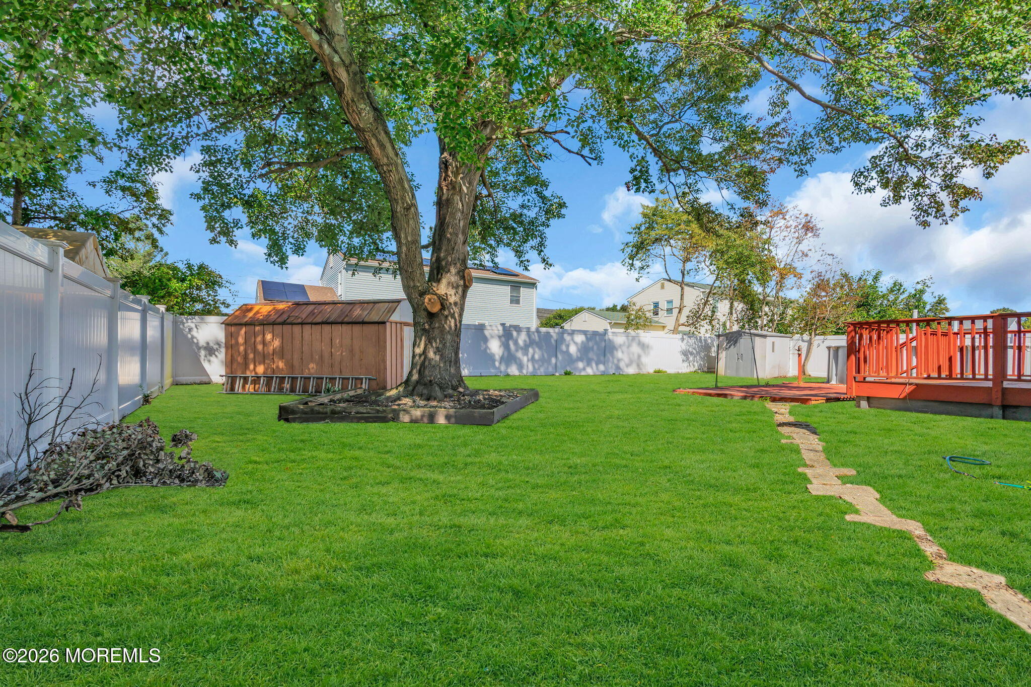 1228 Spray Avenue Beachwood NJ 08722