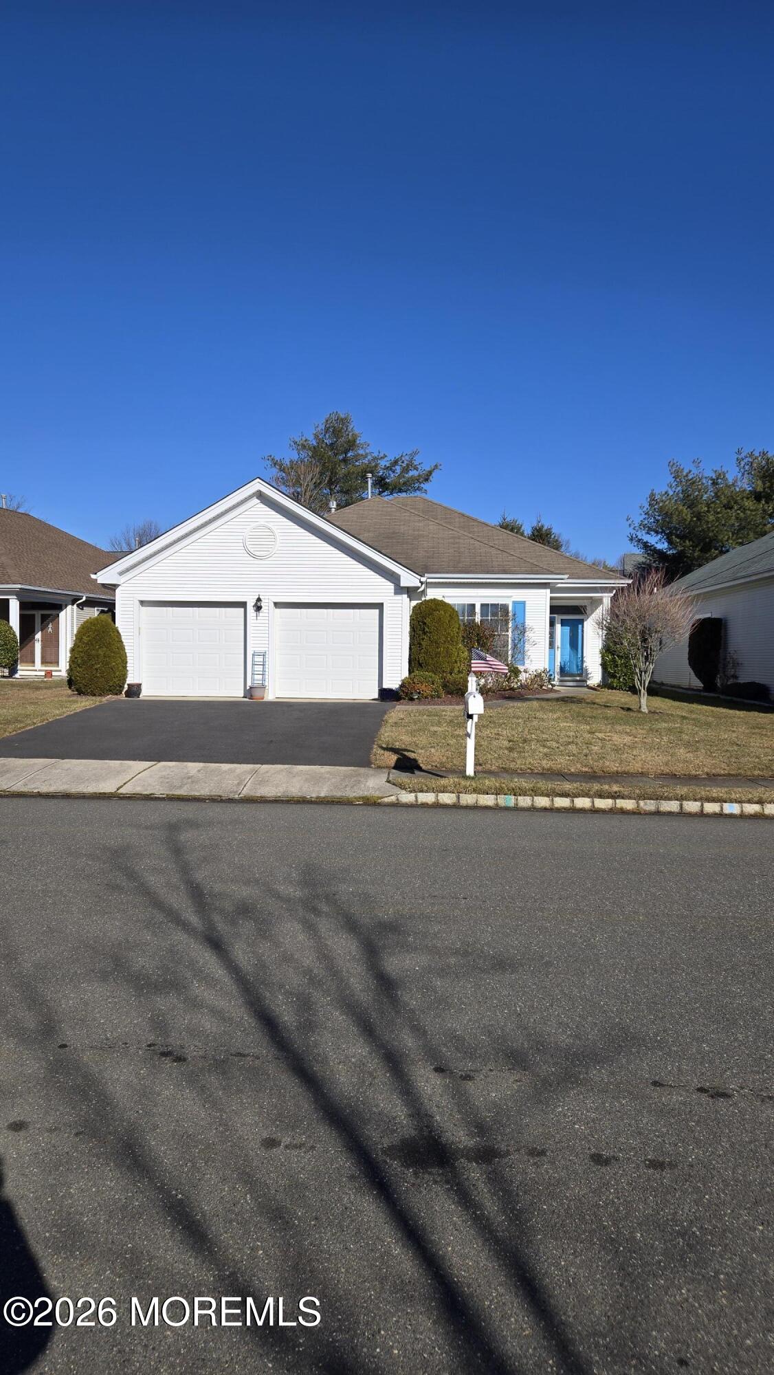 33 Greenways Lane Lakewood NJ 08701