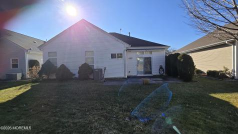 33 Greenways Lane Lakewood NJ 08701