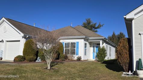 33 Greenways Lane Lakewood NJ 08701