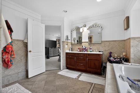 30 Tobi Court Freehold NJ 07728