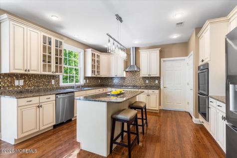 7 Highpoint Road Holmdel NJ 07733