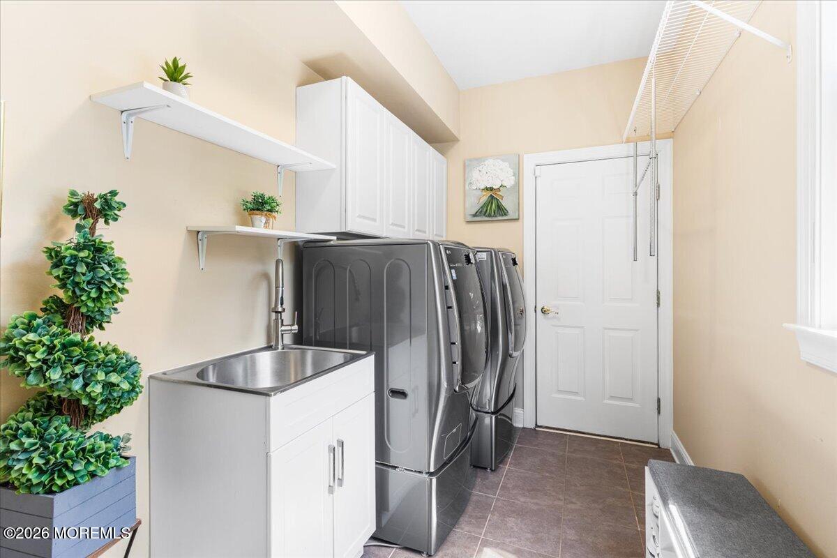 7 Highpoint Road Holmdel NJ 07733