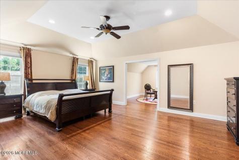 7 Highpoint Road Holmdel NJ 07733