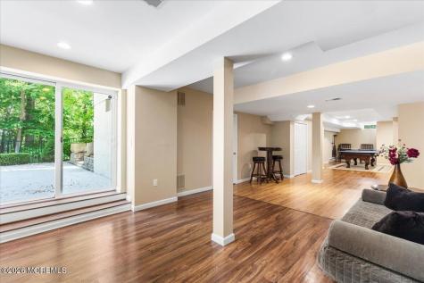 7 Highpoint Road Holmdel NJ 07733