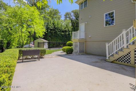 7 Highpoint Road Holmdel NJ 07733