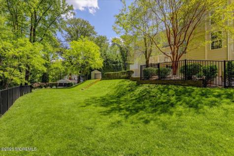 7 Highpoint Road Holmdel NJ 07733