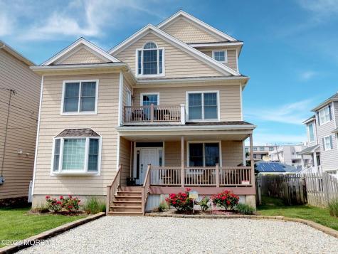 12 23rd Avenue Seaside Park NJ 08752