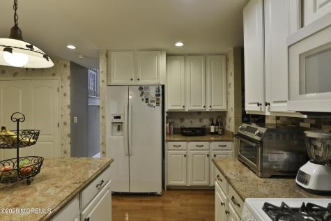 486 Mermaid Drive Manahawkin NJ 08050
