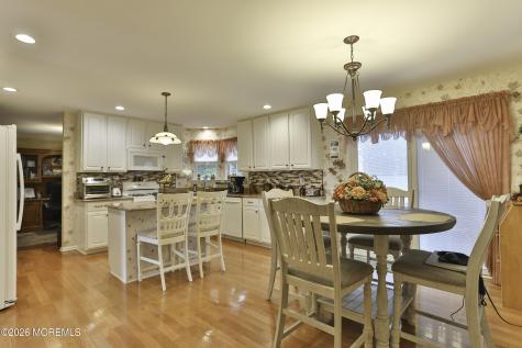 486 Mermaid Drive Manahawkin NJ 08050