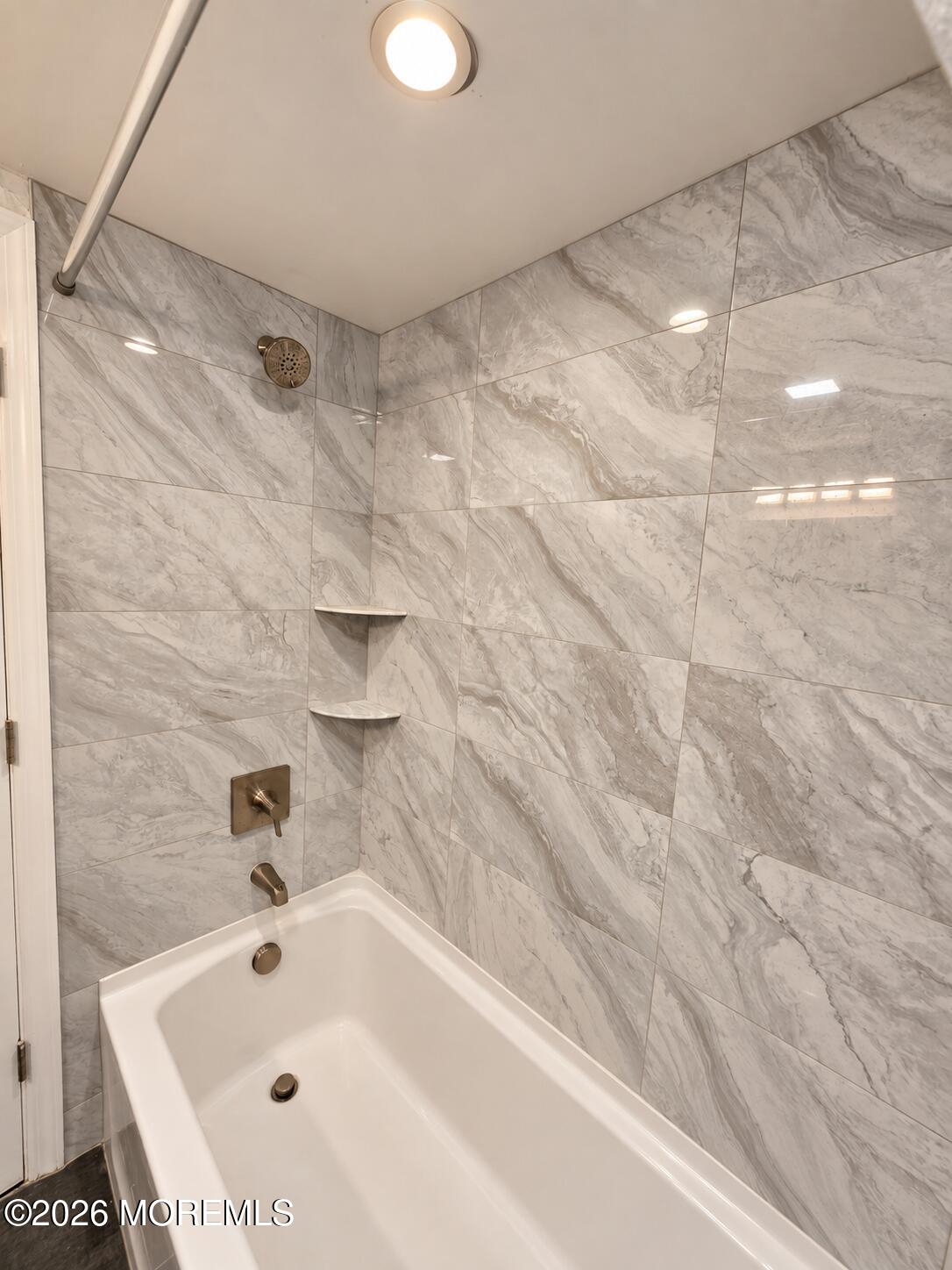 122 Oakwood Place Forked River NJ 08731