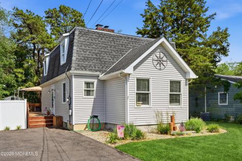 1437 Jay Street Forked River NJ 08731