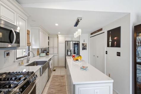 1366 Paul Boulevard Beach Haven West NJ 08050