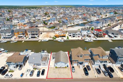 1366 Paul Boulevard Beach Haven West NJ 08050