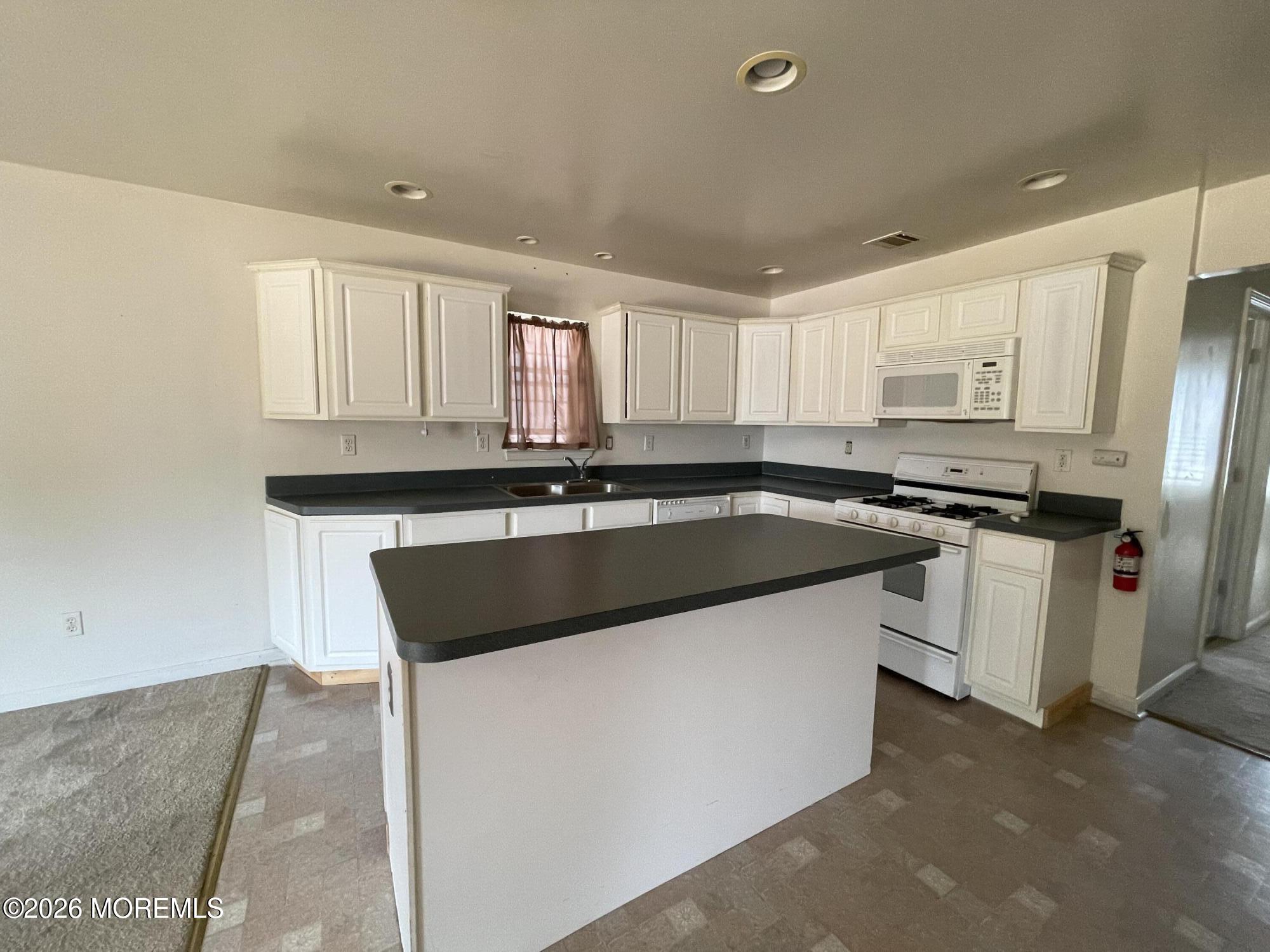 5 Hudson Avenue Atlantic Highlands NJ 07716