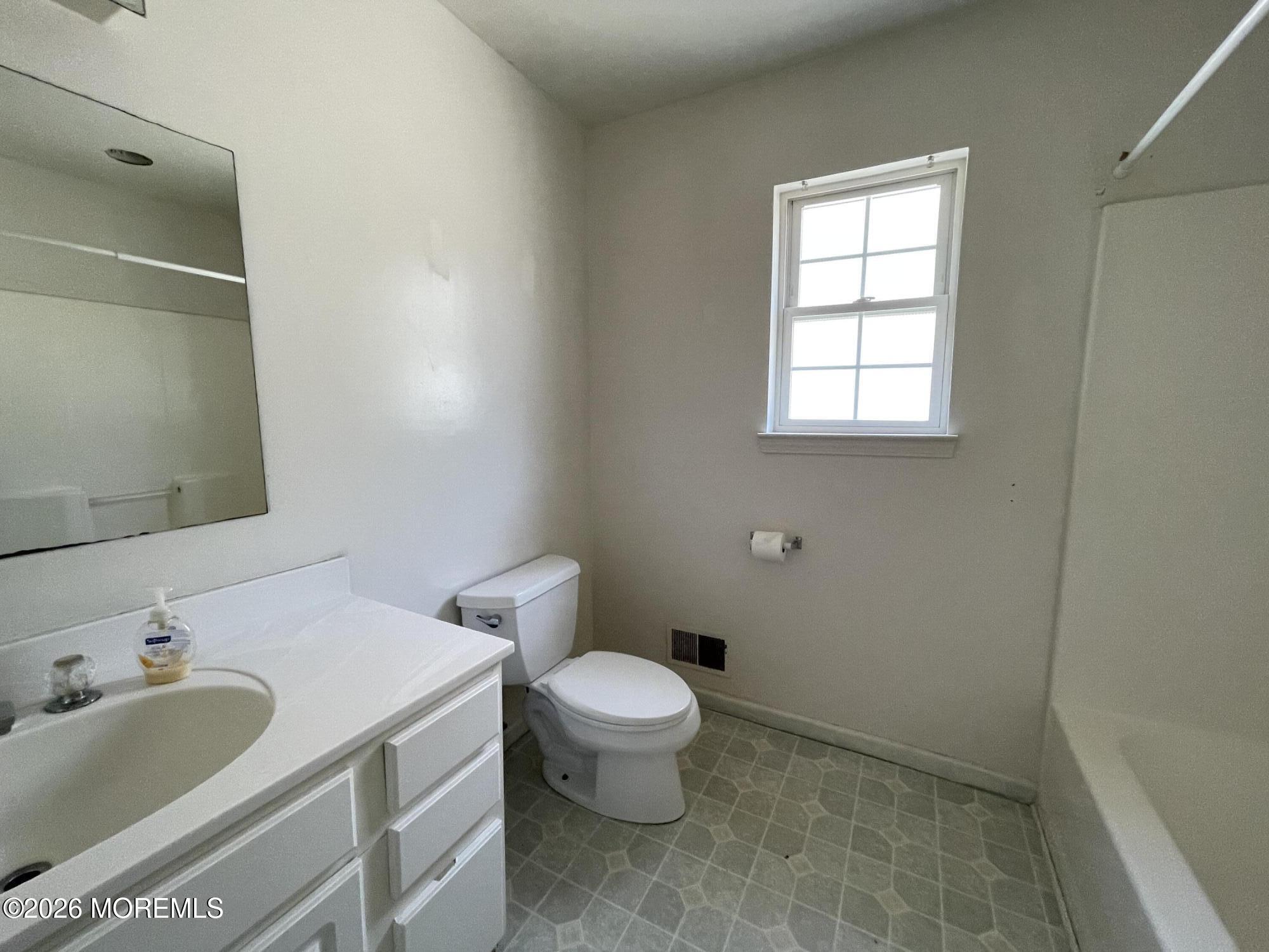 5 Hudson Avenue Atlantic Highlands NJ 07716