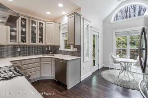 28 Twinlights Terrace Highlands NJ 07732