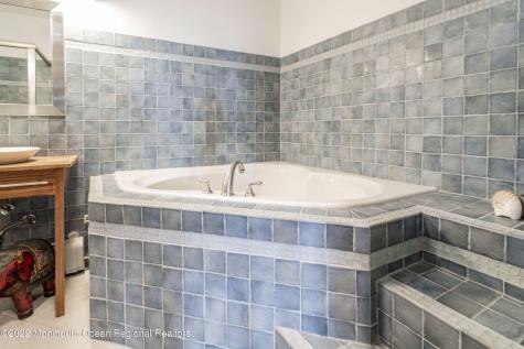 28 Twinlights Terrace Highlands NJ 07732