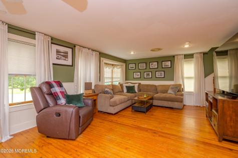 430 Jacobstown Cookstown Road Wrightstown NJ 08562
