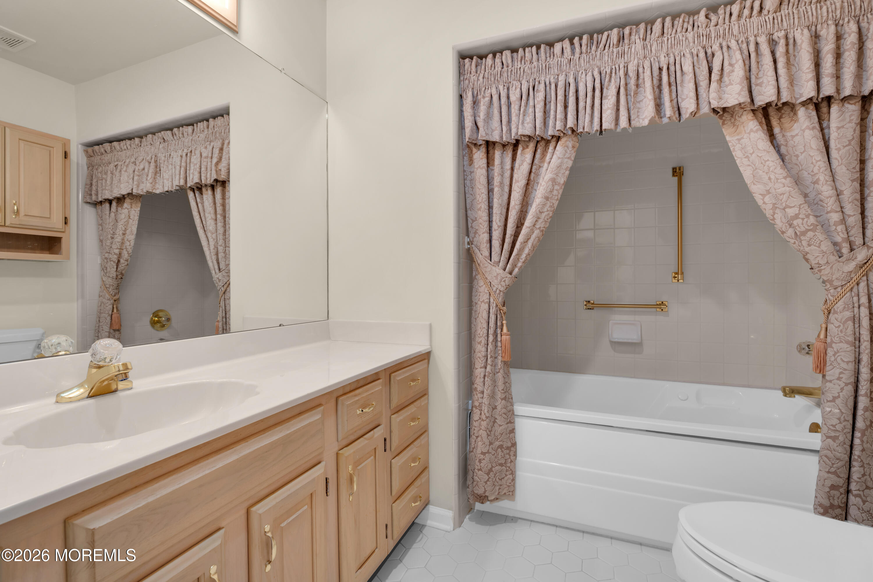 1940 Kwansan Court Toms River NJ 08755