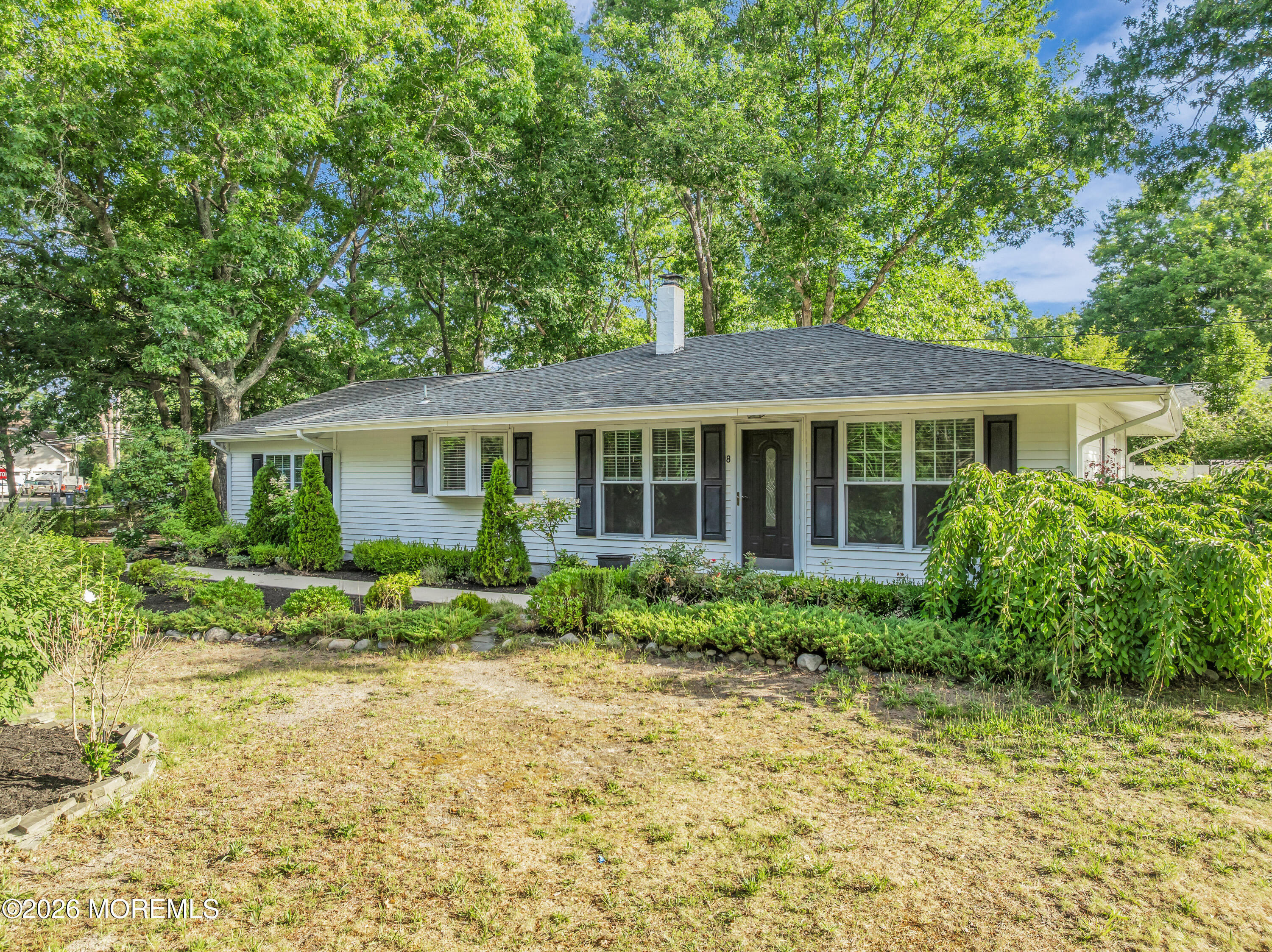 8 Anchor Avenue Manahawkin NJ 08050