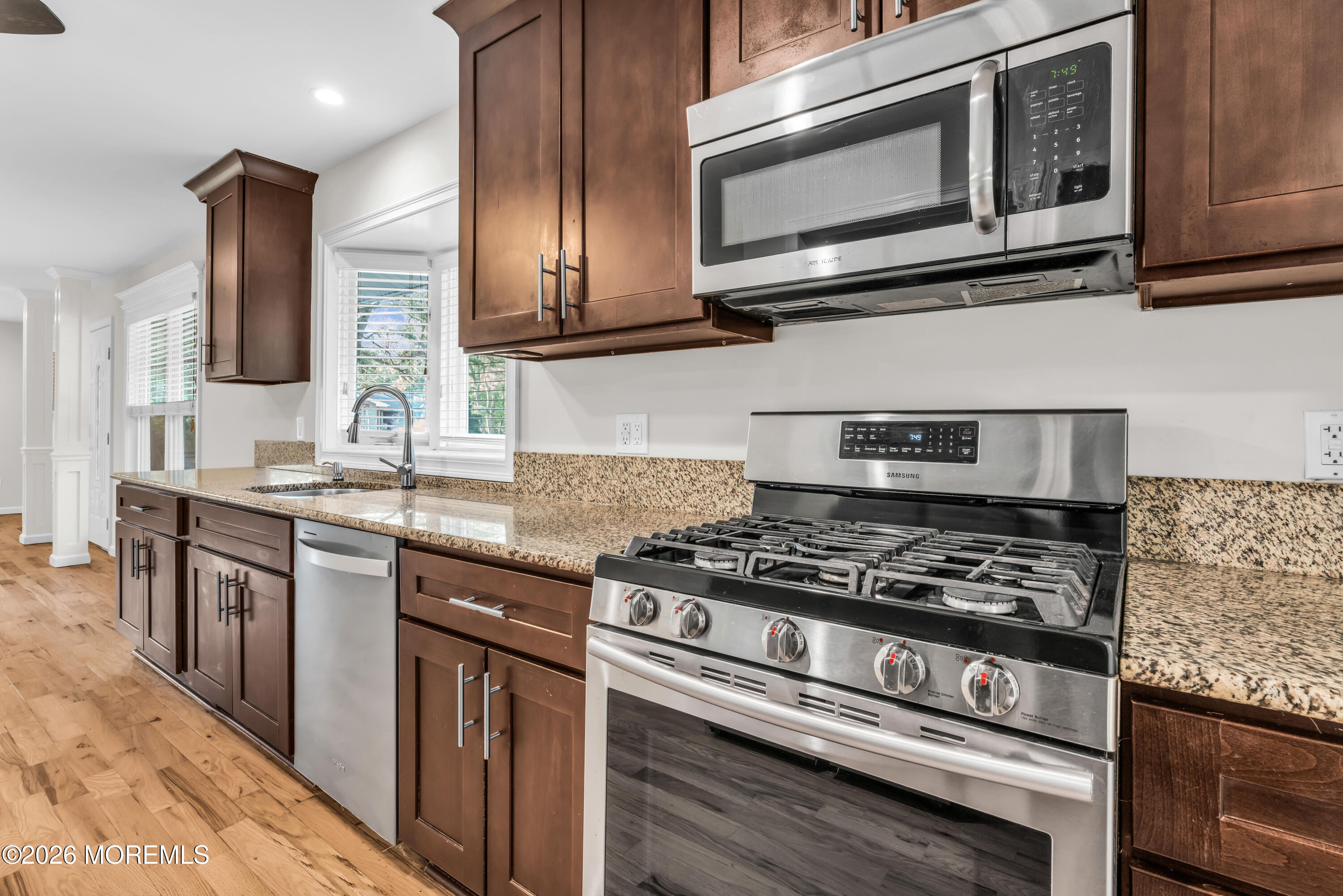 8 Anchor Avenue Manahawkin NJ 08050