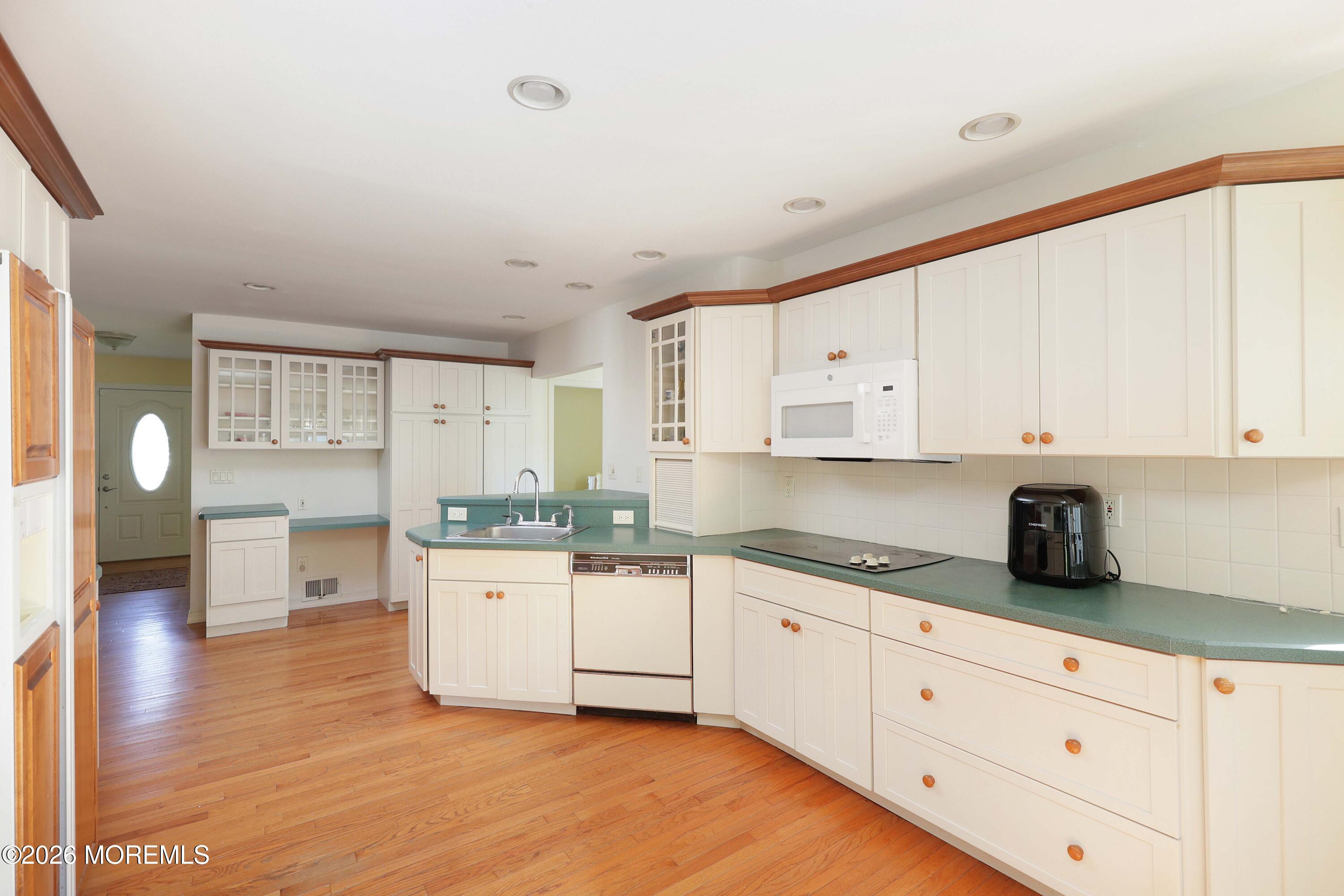 104 Hailey Court Manchester NJ 08759