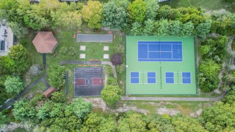 39 Oak Ridge Lane Manahawkin NJ 08050