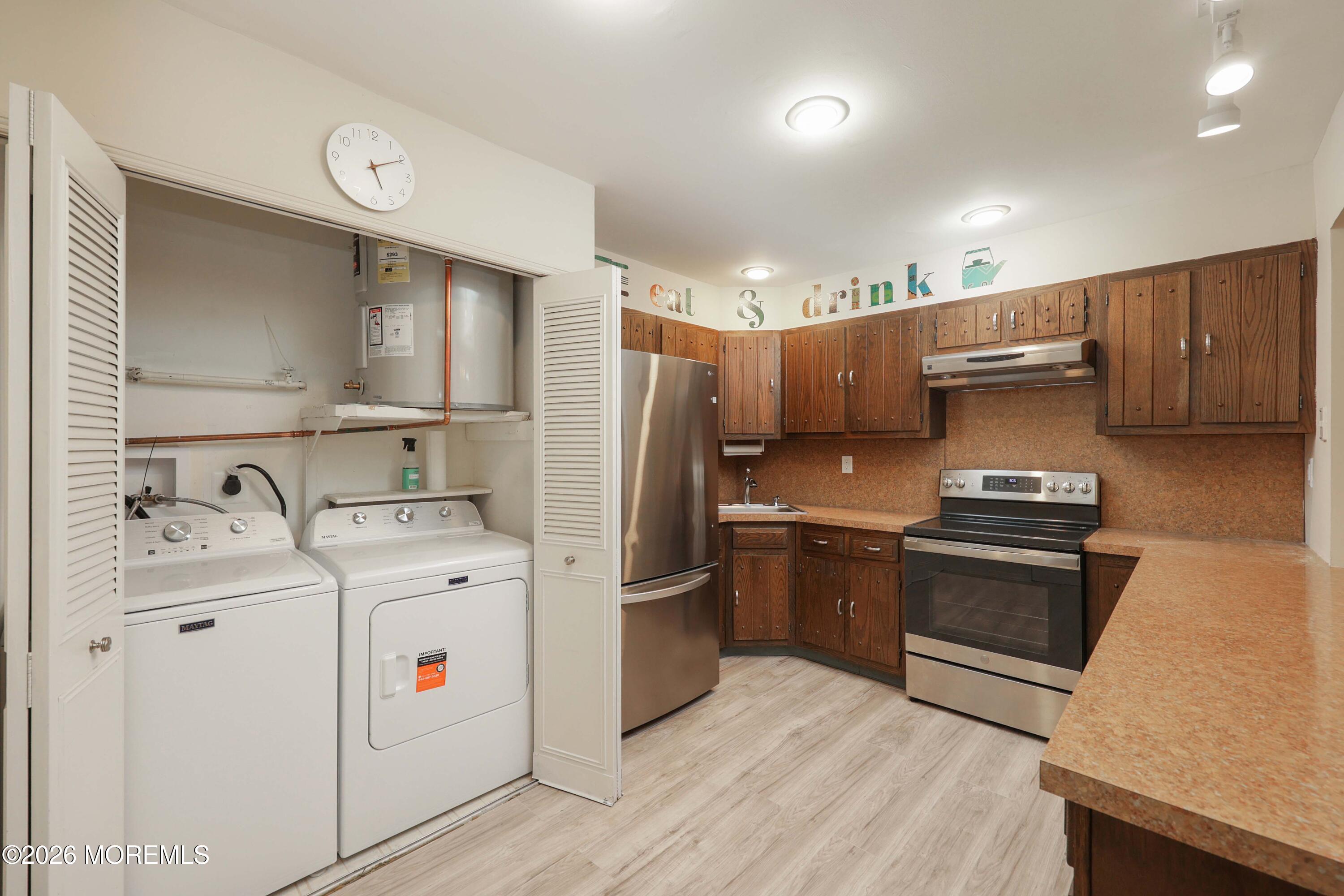21 Manchester Court Red Bank NJ 07701