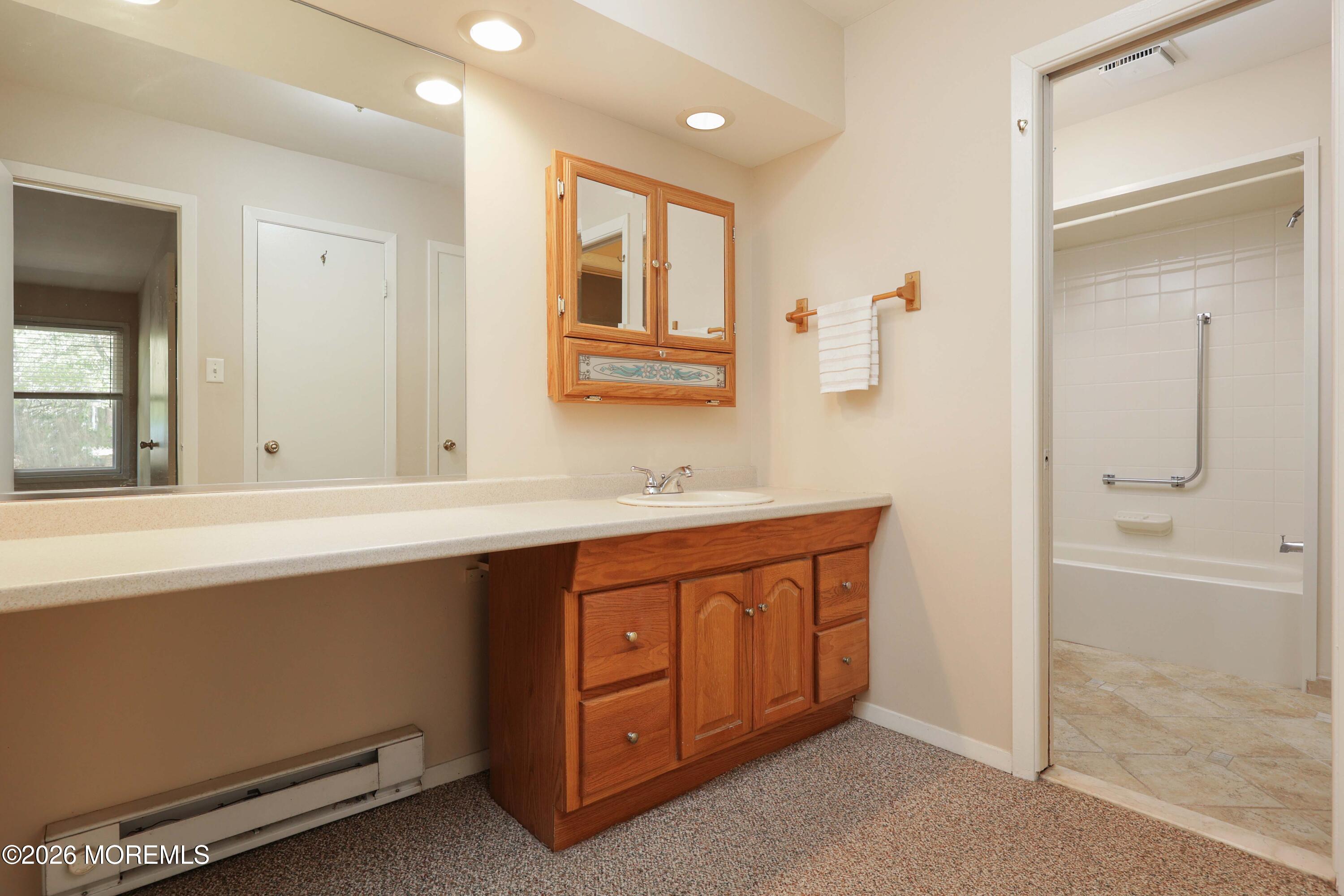 21 Manchester Court Red Bank NJ 07701