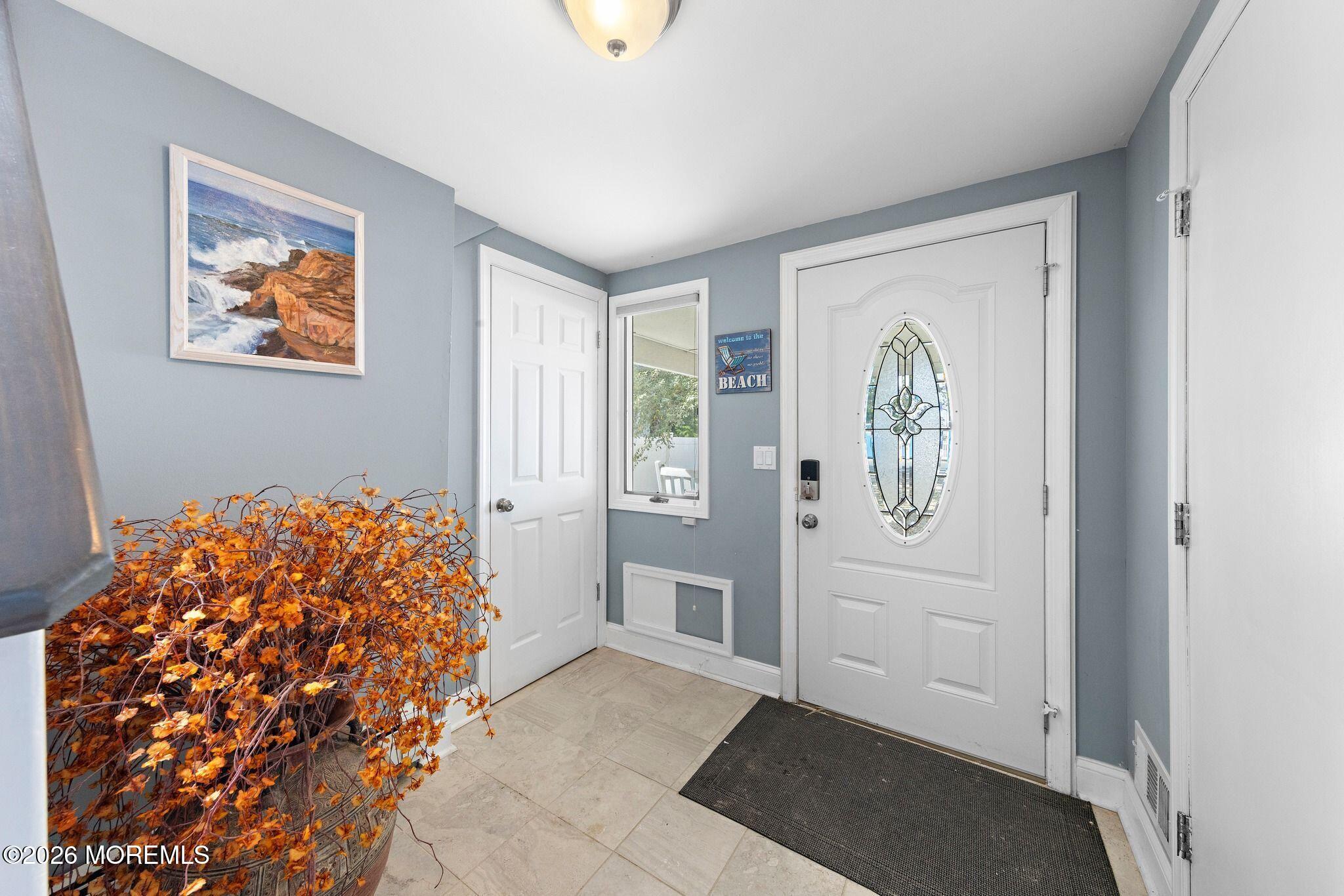 5511 Holly Avenue Harvey Cedars NJ 08008